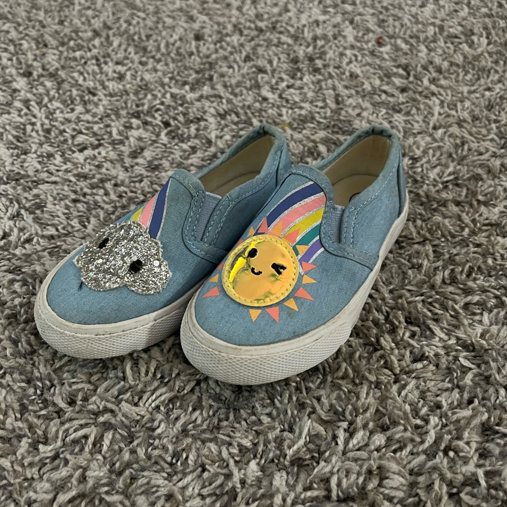 Kids Shoes Size 7